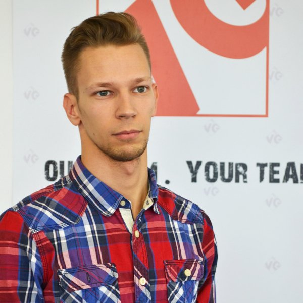 team-image