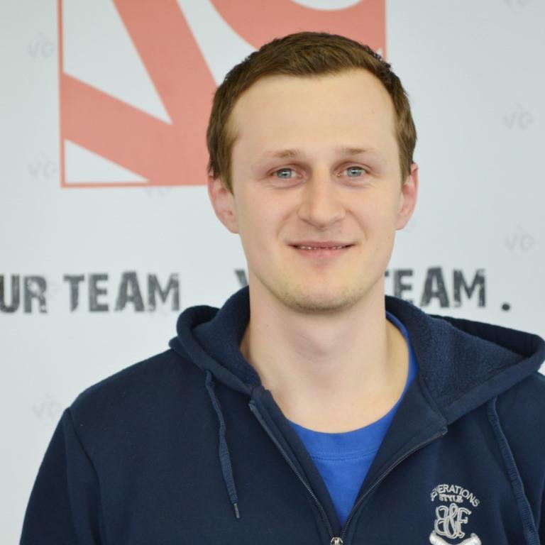 team-image